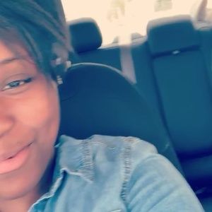 Meet your Posher, Quenna